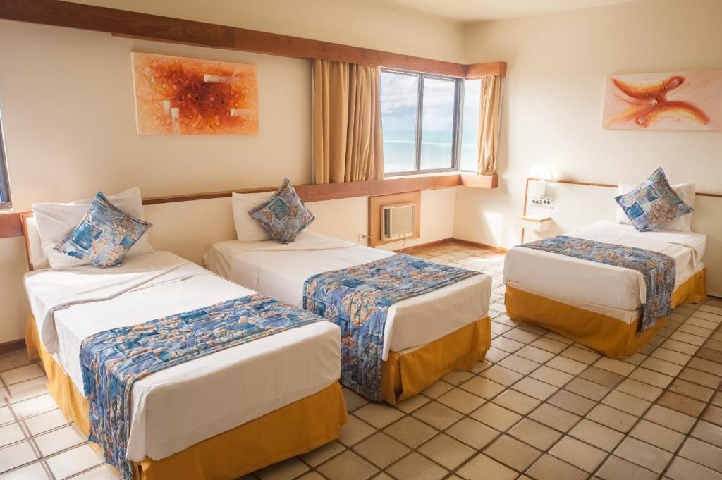 hotel-dan-inn-mar-piedade-quarto-triplo-standard-camas-solteiro-2